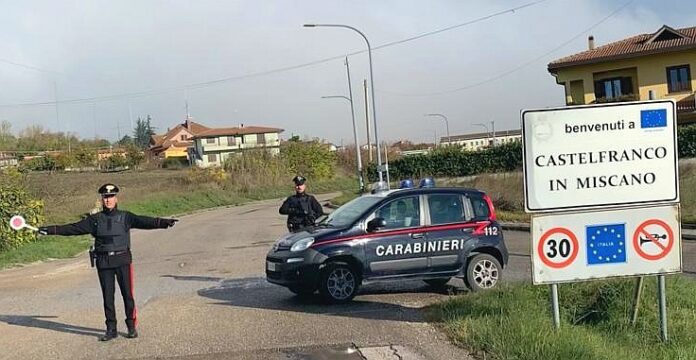 Carabinieri_Castelfranco_in_Miscano