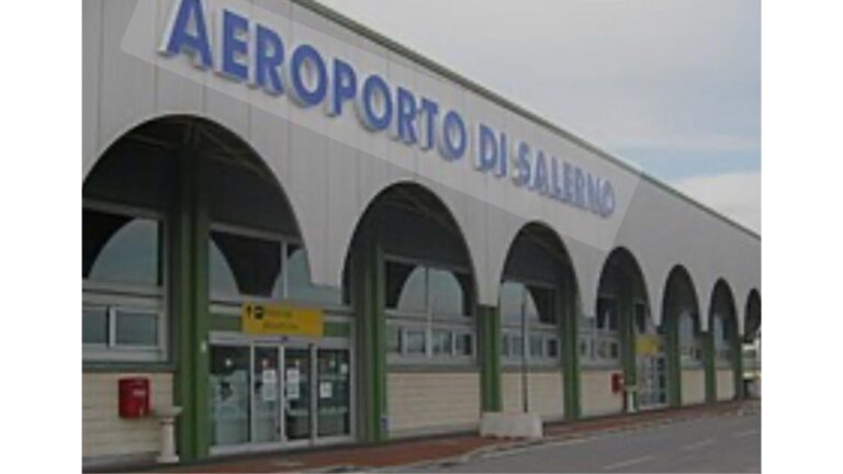 Inaugurato l’aeroporto Salerno-Costa d’Amalfi: Volotea e EasyJet battezzano il nuovo scalo campano