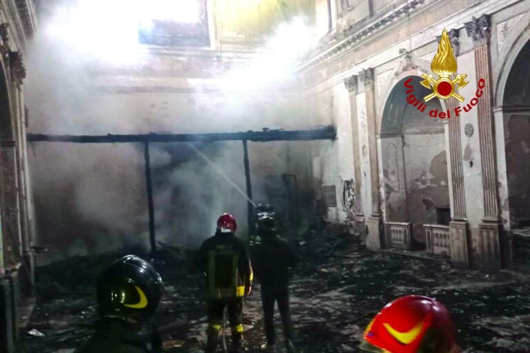 Vigili del Fuoco in azione a Torre Le Nocelle