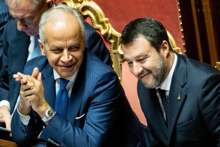 Salvini assolto dall’accusa di sequestro di persona, Piantedosi: grande soddisfazione