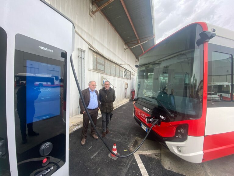 A bordo del primo bus full-electric in servizio ad Avellino