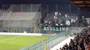 crotone-avellino-tifosi-scida